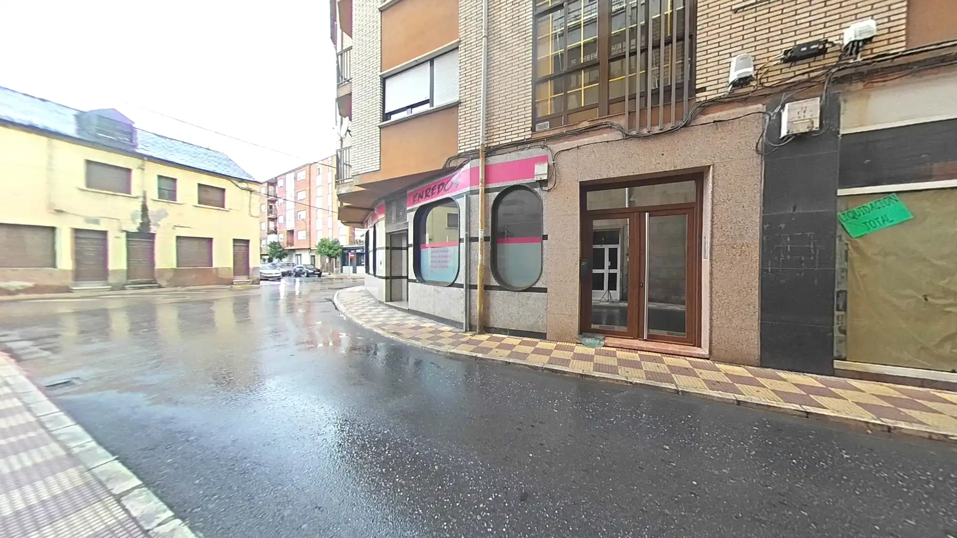 Außenansicht von Wohnung zum Verkauf in Bembibre mit Heizung und Balkon