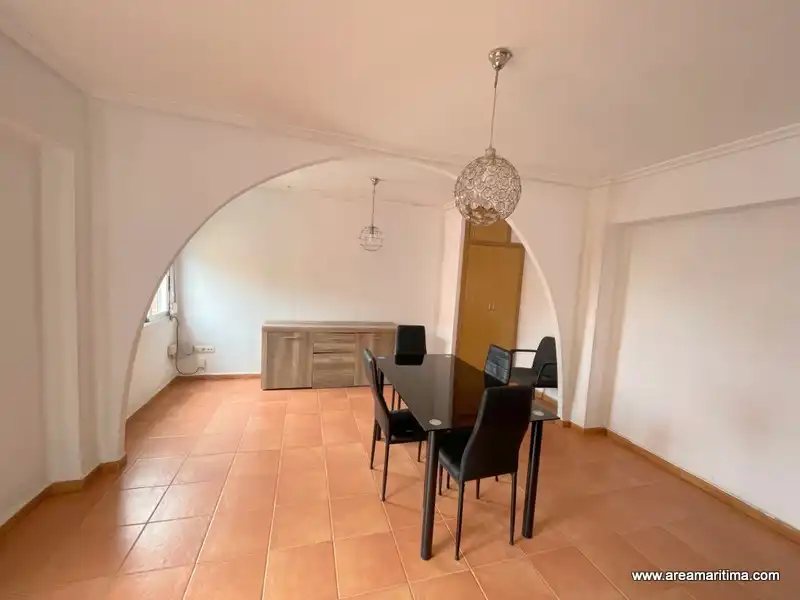 Comedor de Piso en venta en Burjassot con Aire acondicionado, Amueblado y Horno
