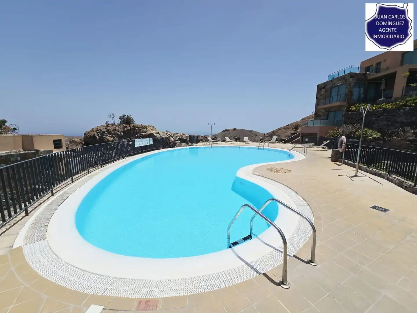 Schwimmbecken von Haus oder Chalet zum Verkauf in San Bartolomé de Tirajana mit Klimaanlage, Privatgarten und Terrasse
