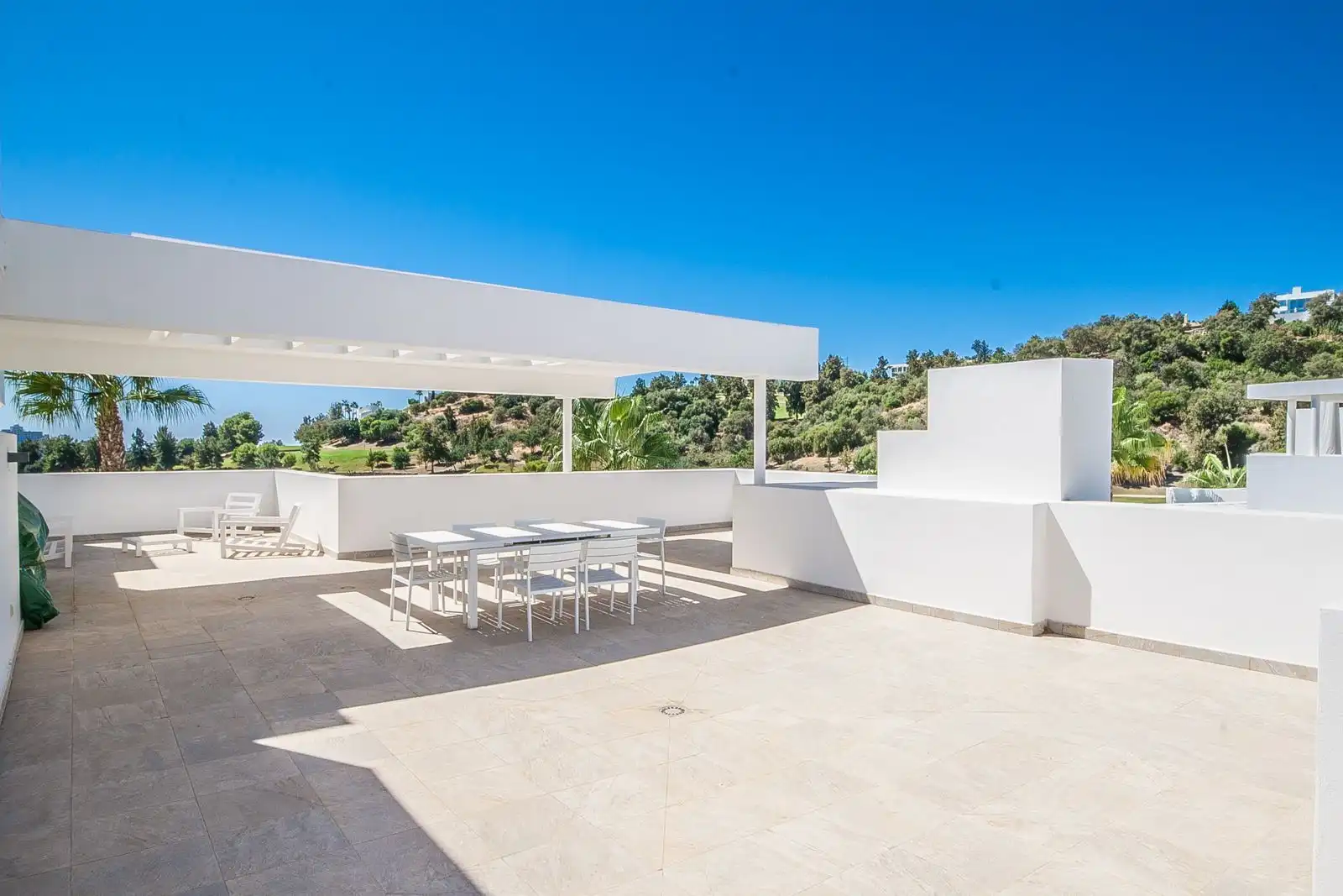 Terrassa de Apartament en venda en Estepona amb Aire condicionat, Traster i Piscina