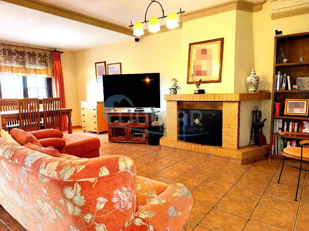 Sala de estar de Casa o chalet en venta en Marbella con Piscina y Piscina comunitaria