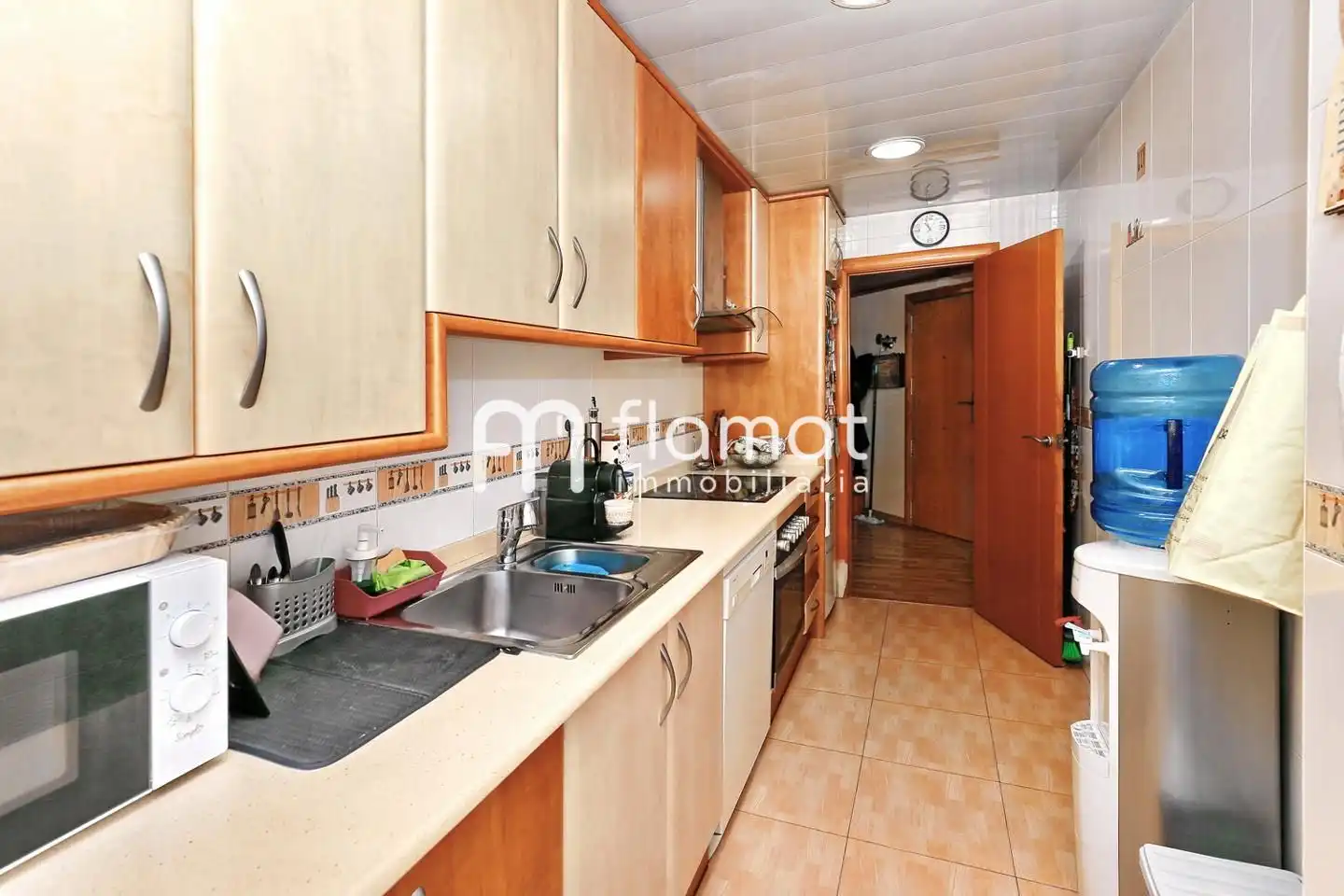 Küche von Wohnung zum Verkauf in Badalona mit Klimaanlage, Heizung und Balkon