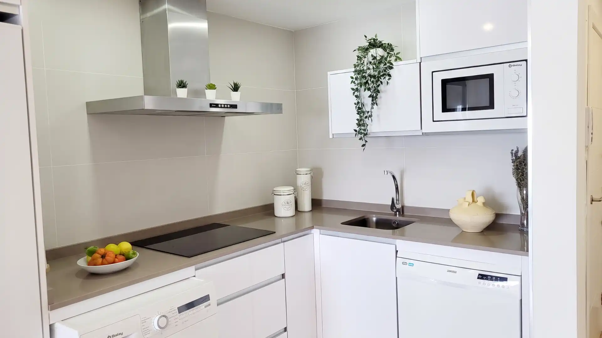 Flat with terrace to rent in Avenida del Mediterráneo, imagen 6