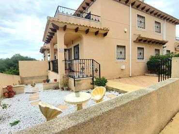 Casa amb balcó en venda a San Miguel de Salinas