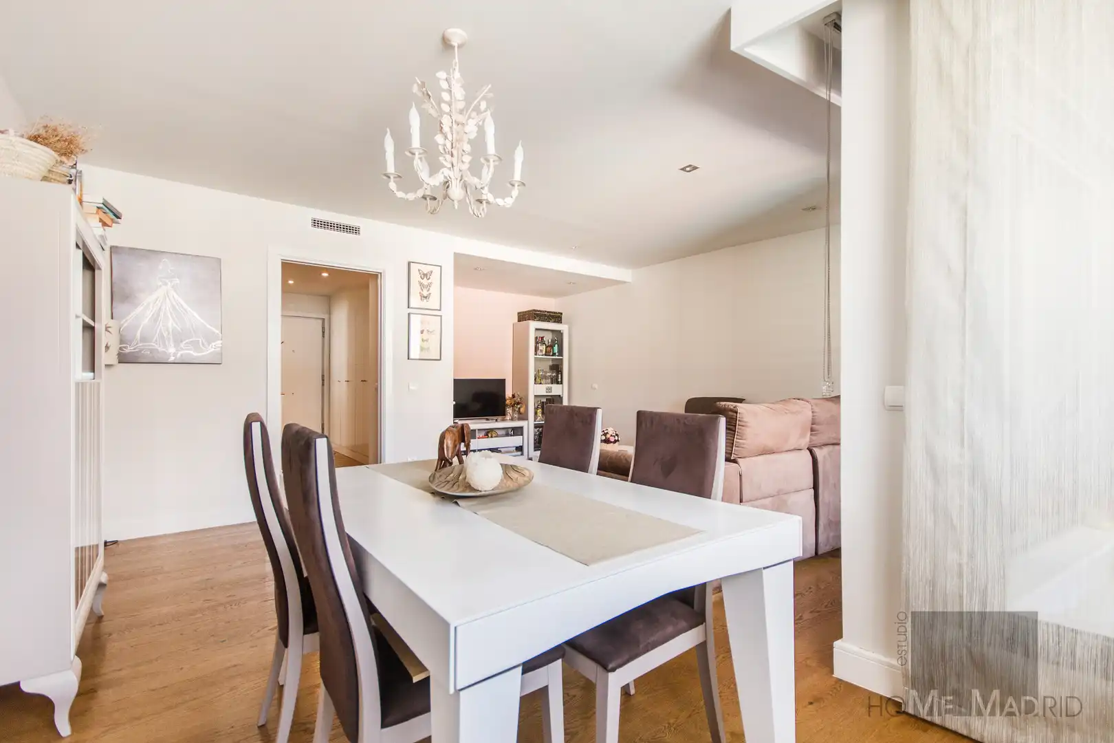 Flat for sale in Calle del Carril de los Caleros, Aravaca
