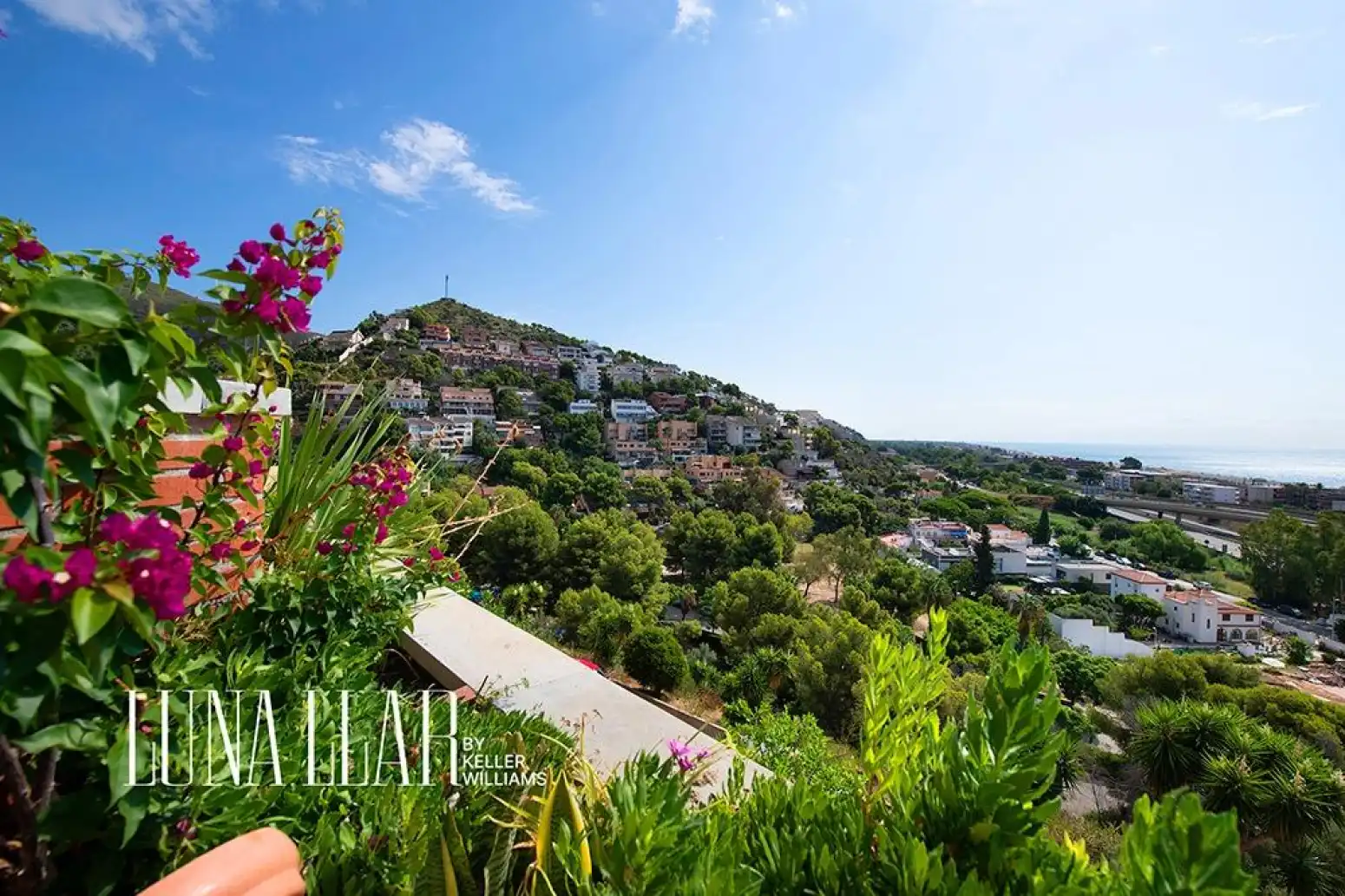 Exterior view of Attic for sale in Sitges  with Terrace