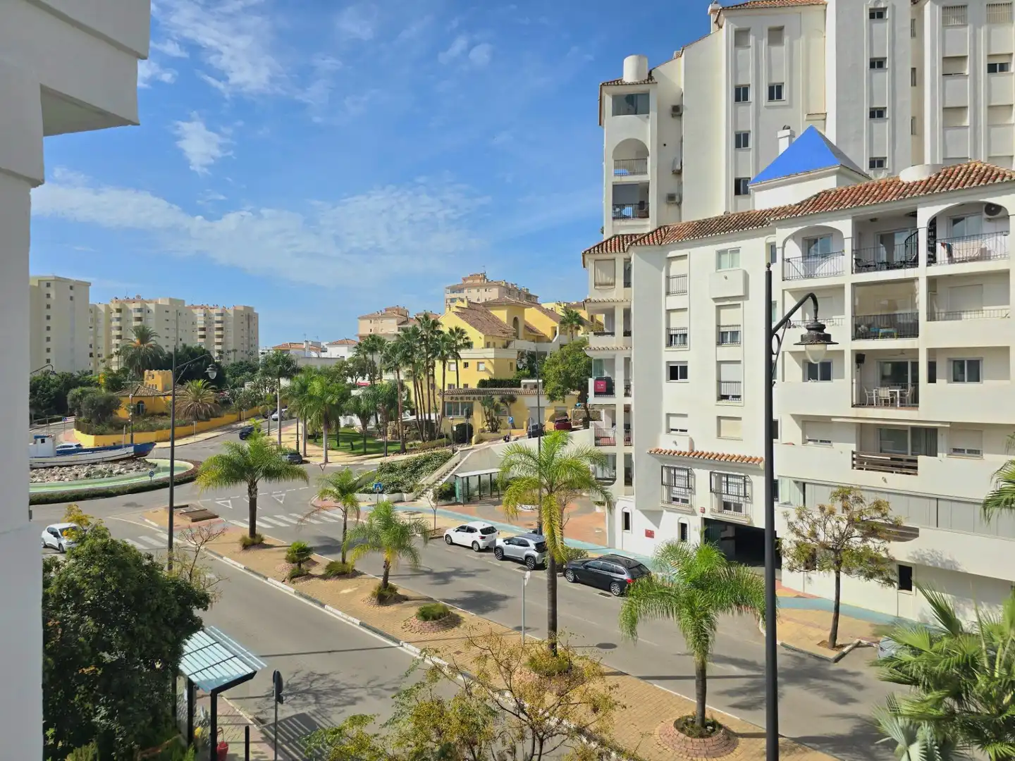 Vista exterior de Apartament de lloguer en Estepona Pueblo
