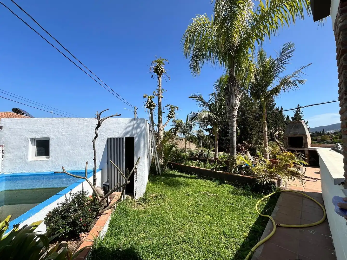 Jardí de Casa o xalet en venda en Alhaurín de la Torre amb Jardí privat, Terrassa i Traster