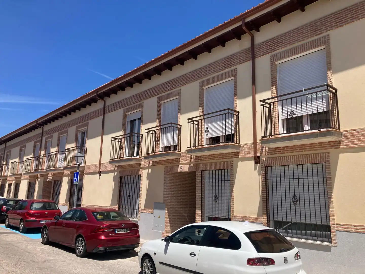 Vista exterior de Dúplex en venda en Torrejón de la Calzada amb Calefacció, Traster i Balcó