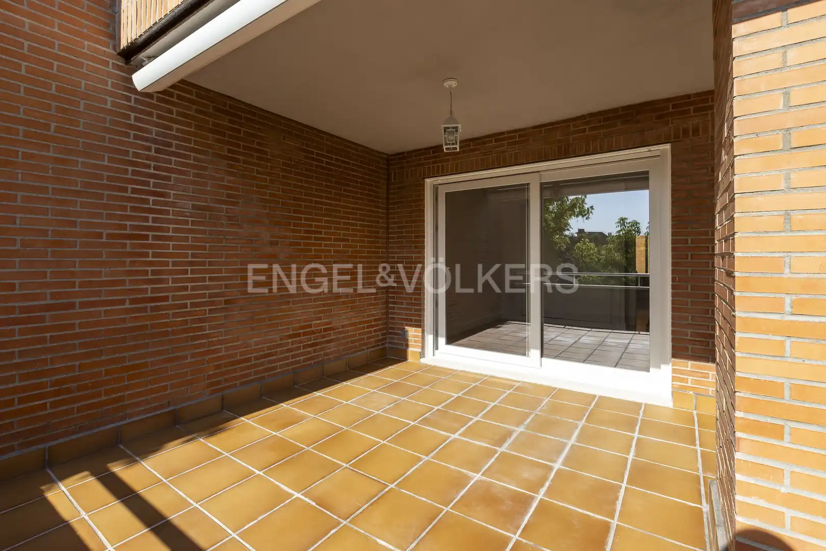 Terrace of Houses for sale in Pozuelo de Alarcón  with Air Conditioner, Heating and Swimming Pool