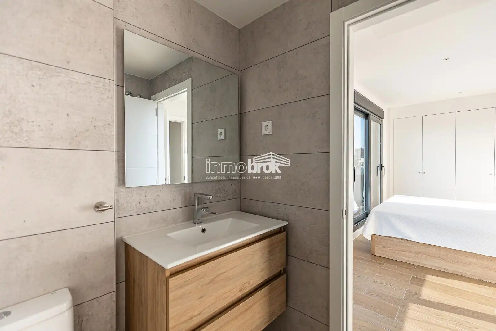 Baño de Ático de alquiler en Madrid con Aire acondicionado, Calefacción y Terraza