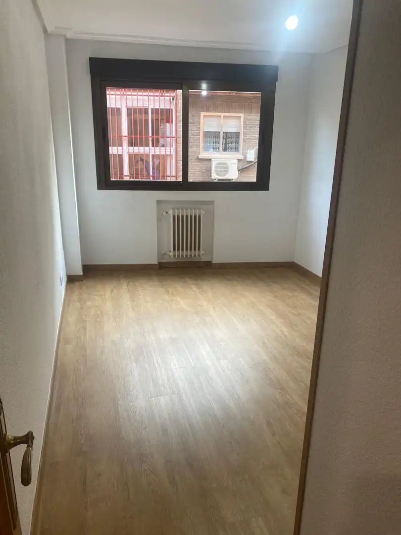 Bedroom of Flat for rent in Getafe  with Air Conditioner, Heating and Terrace