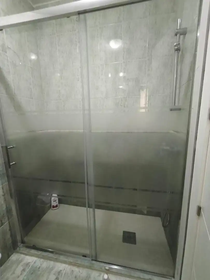 Bathroom of Flat for rent in Elche / Elx  with Air Conditioner, Furnished and Balcony