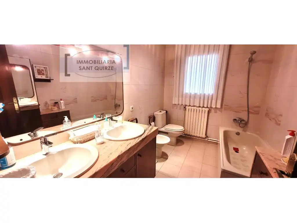 Baño de Casa o chalet en venta en Sant Quirze del Vallès