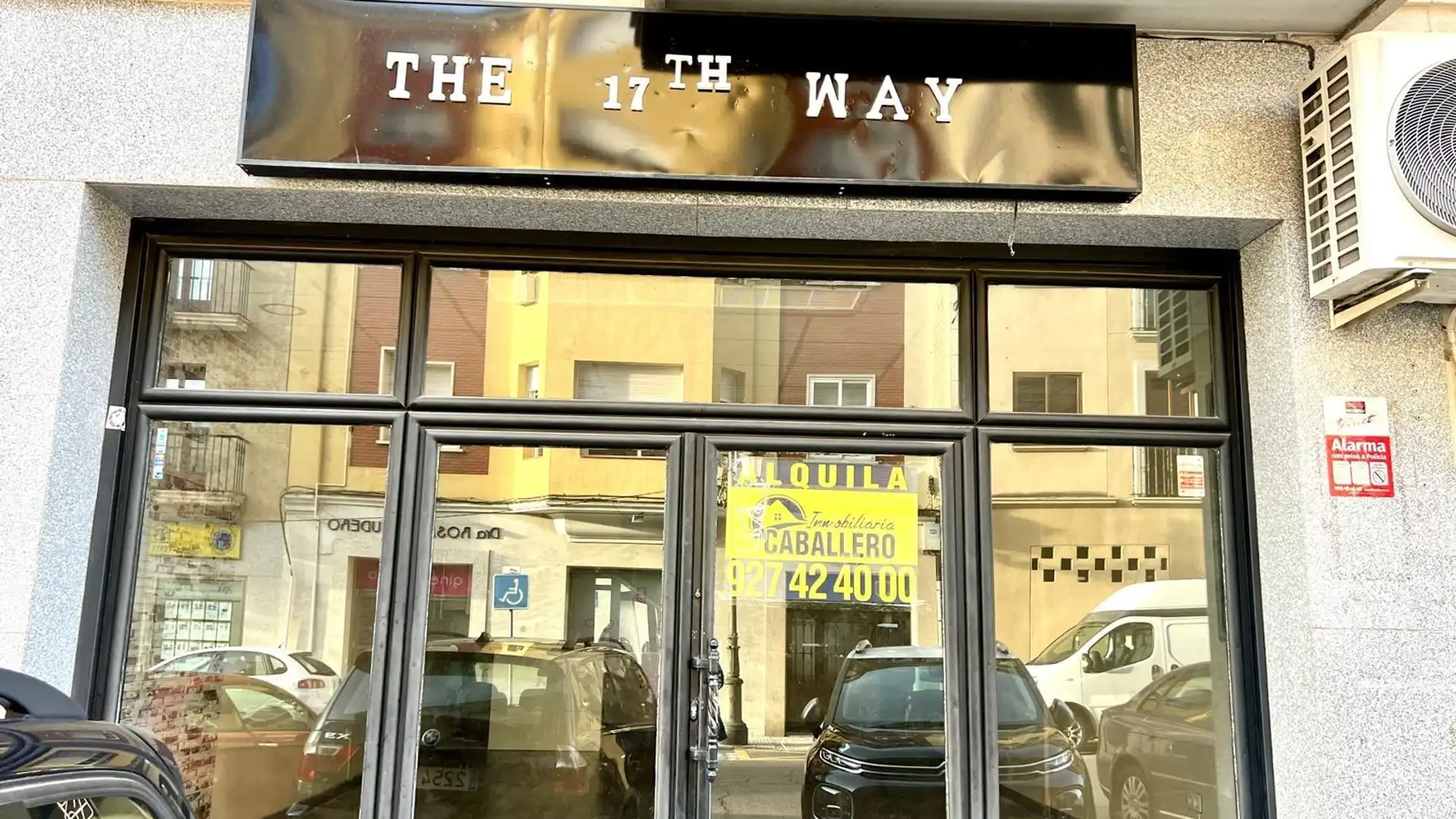 Local de alquiler en Avenida JUAN CARLOS I, Centro Ciudad