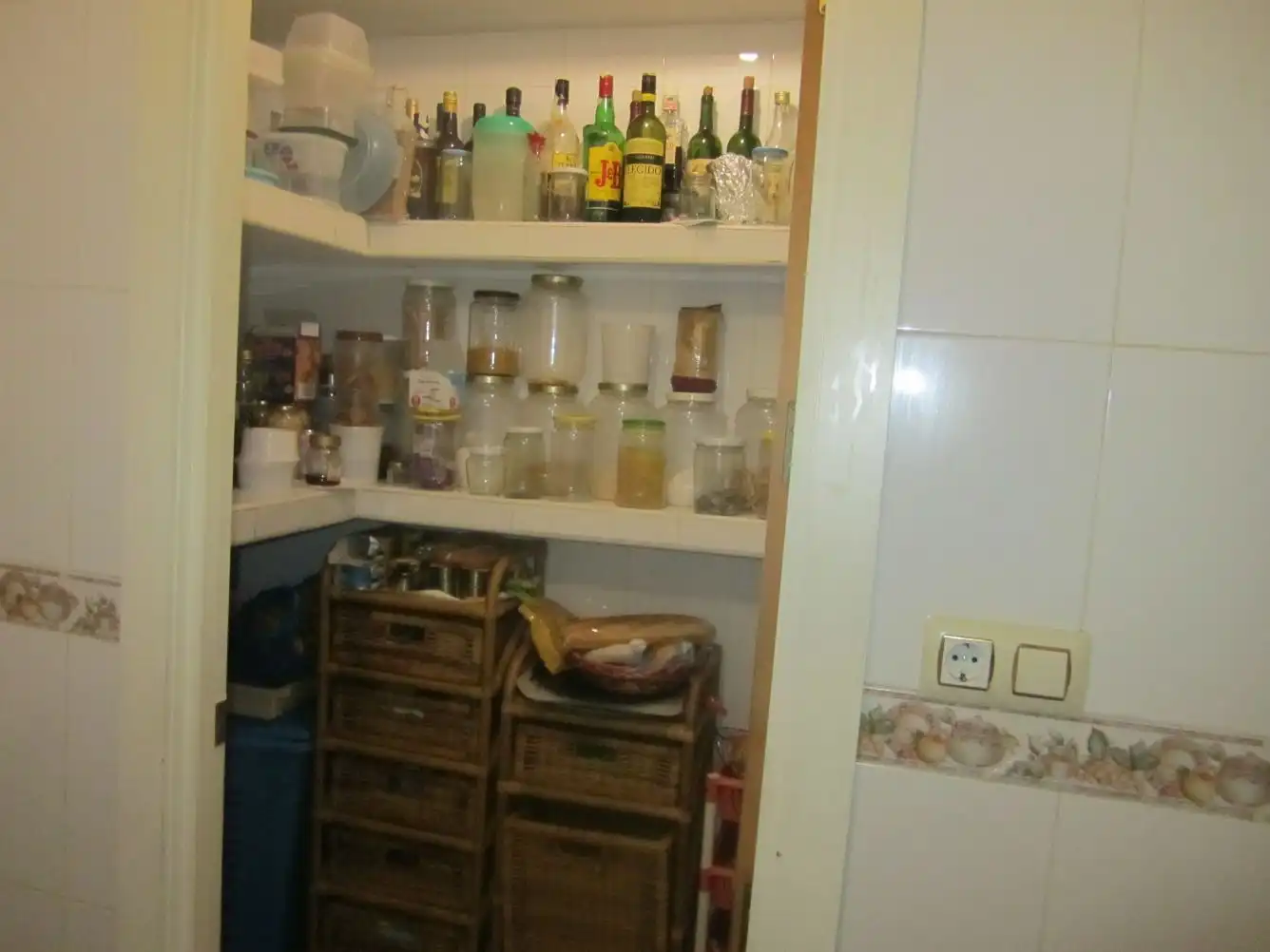 Kitchen of Flat for sale in Córdoba  with Storage room