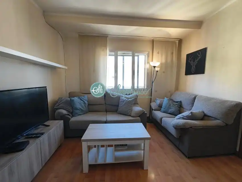 Sala de estar de Piso en venta en Segovia con Calefacción, Parquet y Terraza