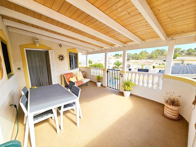 Casa-chalet en Venta en Castalla