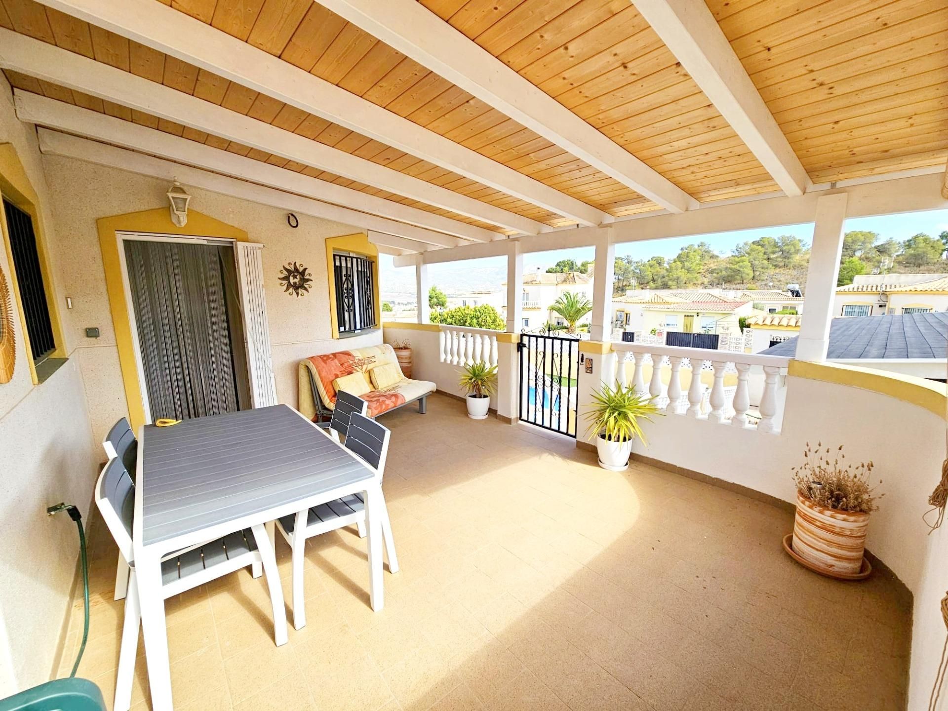 Terrassa de Casa o xalet en venda en Castalla amb Aire condicionat, Jardí privat i Terrassa