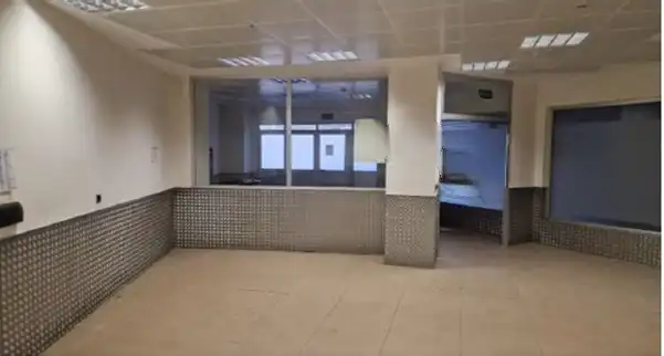 Local commercial à vendre à Plaça de Joan XXIII, imagen 3
