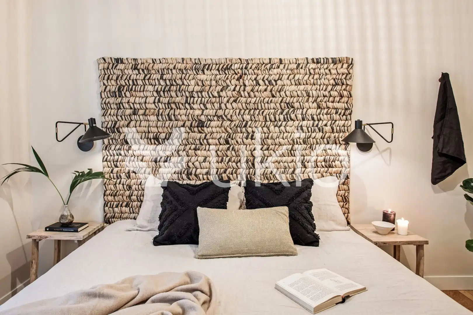Bedroom of Apartments for rent in Madrid  with Air Conditioner, Terrace and Furnished