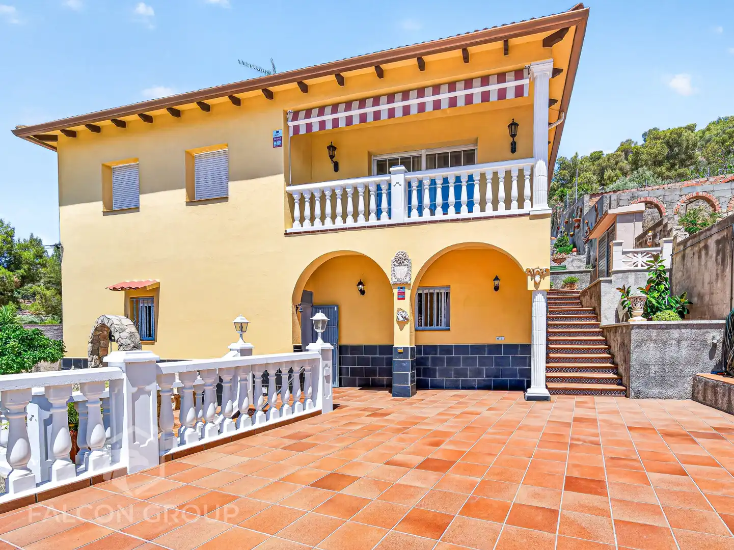 Chalet con terraza en venta en Carrer Olivo, imagen 2
