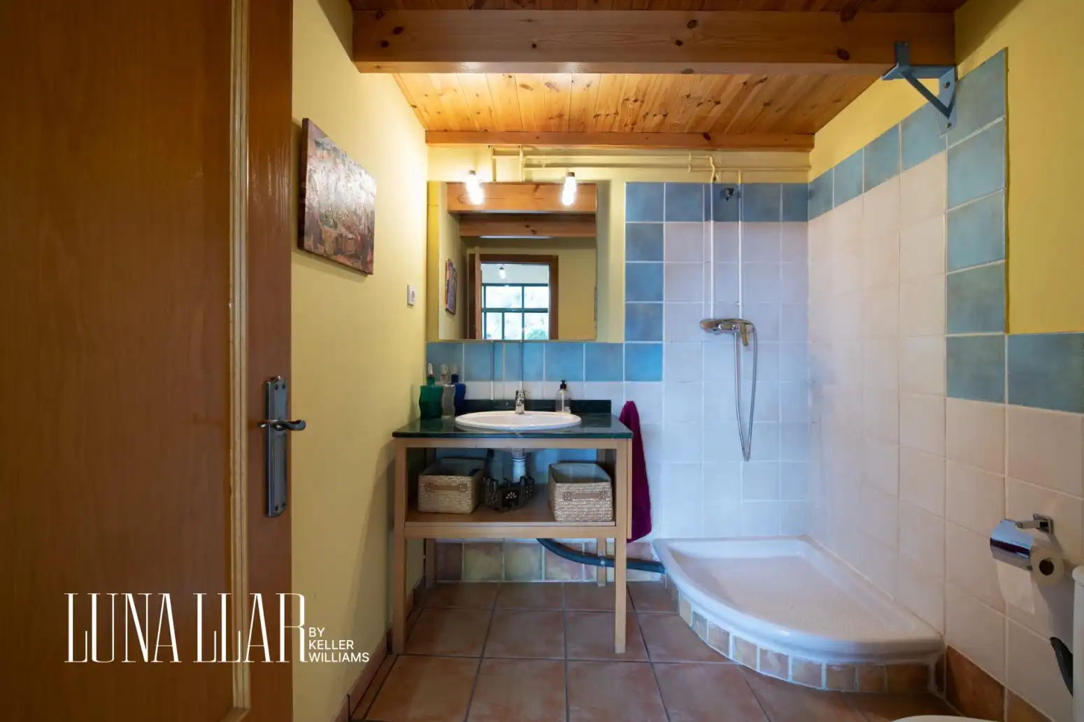Bathroom of Detached homes for sale in Sant Climent de Llobregat  with Heating, Parquet flooring and Terrace