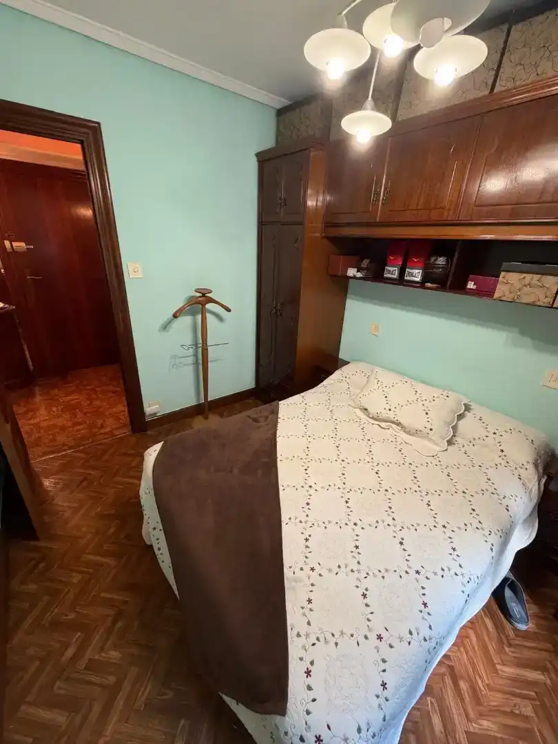 Schlafzimmer von Wohnung zum Verkauf in Barakaldo  mit Balkon