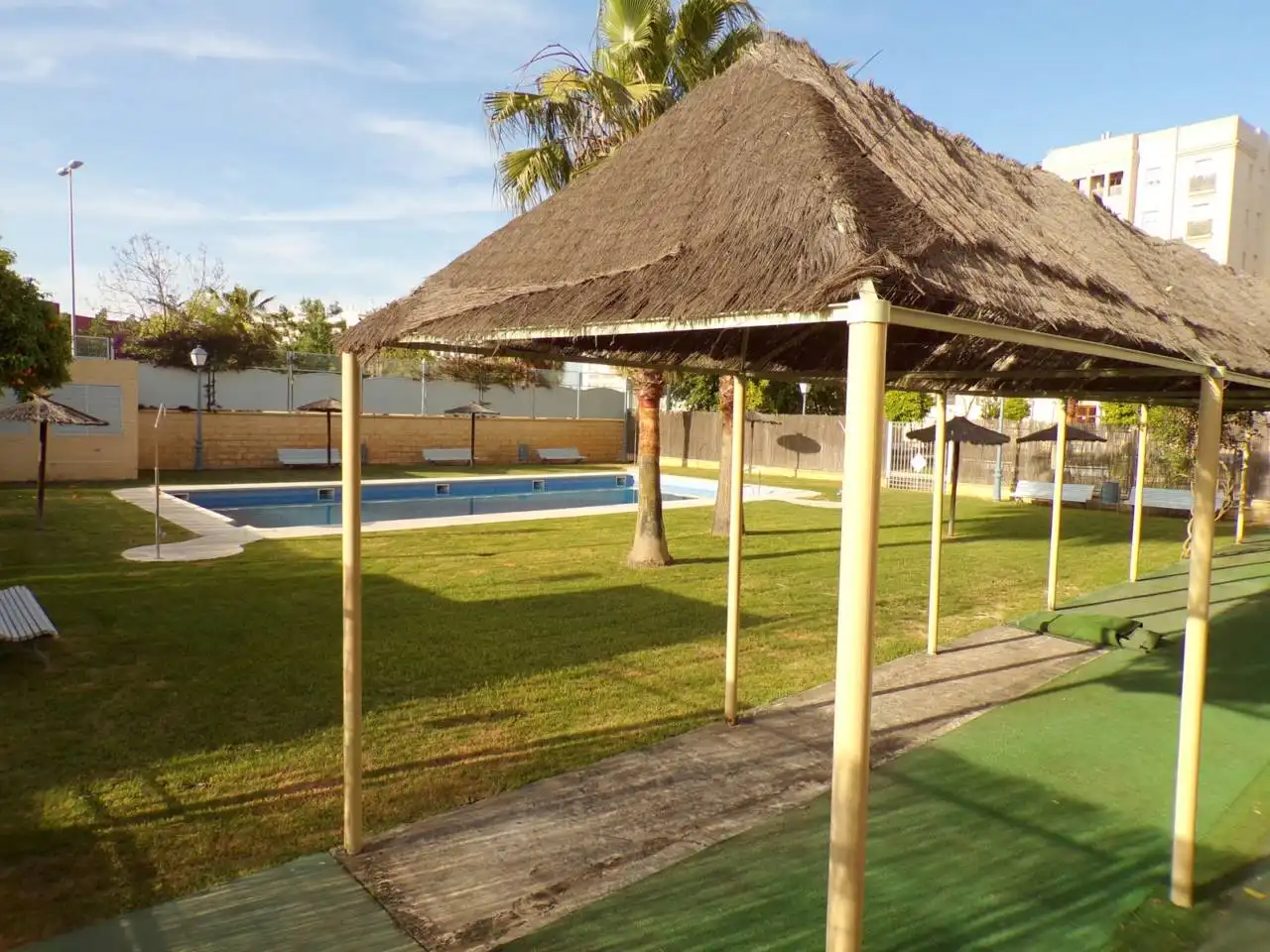 Piscina de Piso de alquiler en Jerez de la Frontera con Aire acondicionado, Terraza y Amueblado