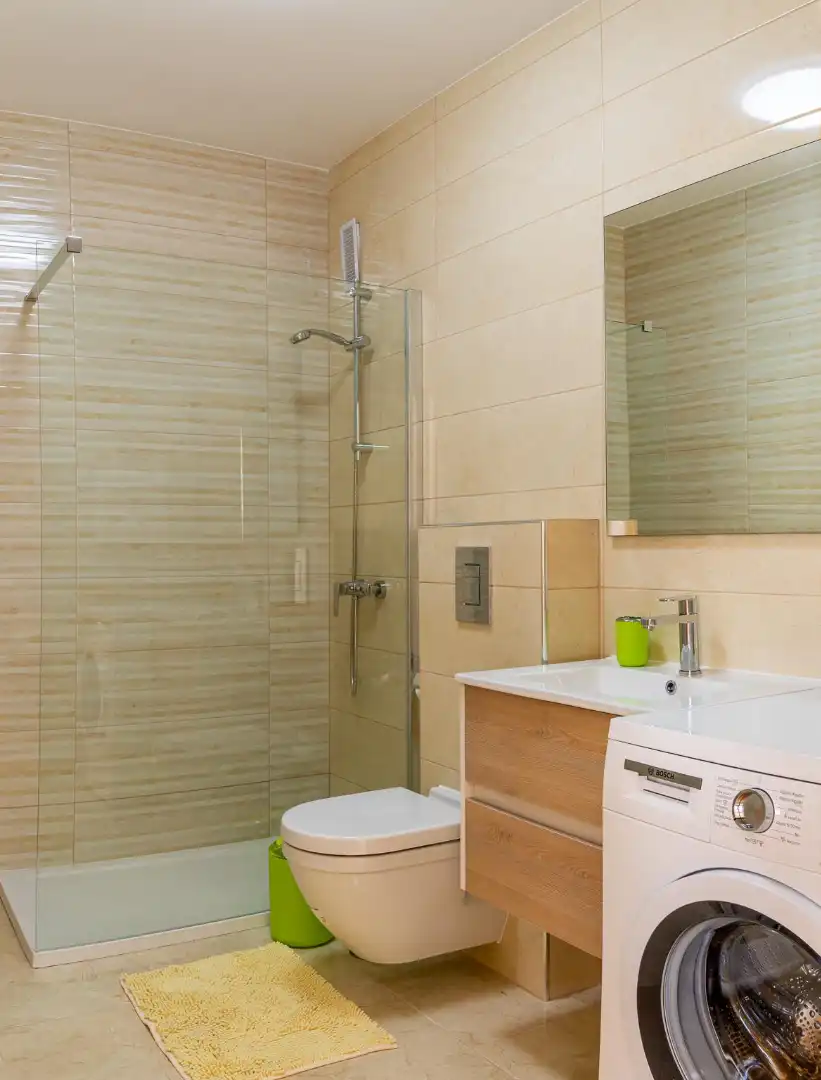 Baño de Piso en venta en Adeje con Aire acondicionado, Terraza y Amueblado