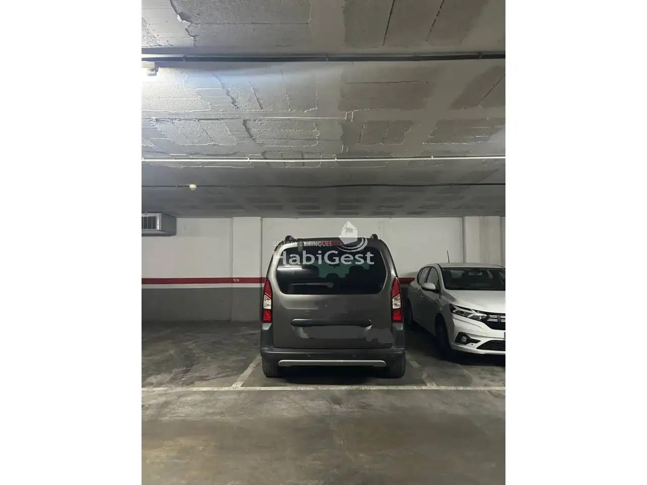 Parking de Piso en venta en Girona con Aire acondicionado, Calefacción y Parquet