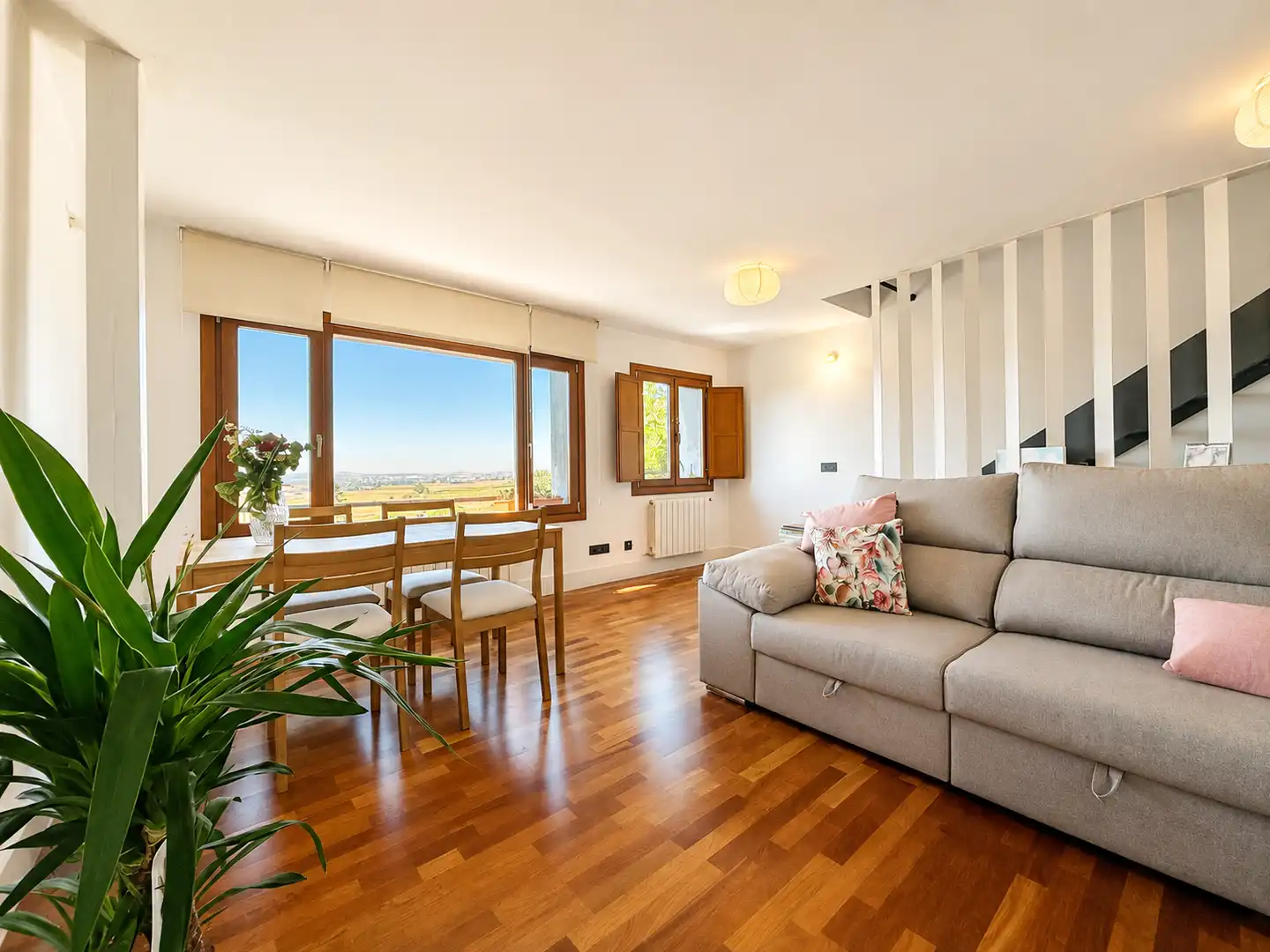 Living room of Country homes for sale in Villayerno Morquillas  with Heating, Parquet flooring and Storage room