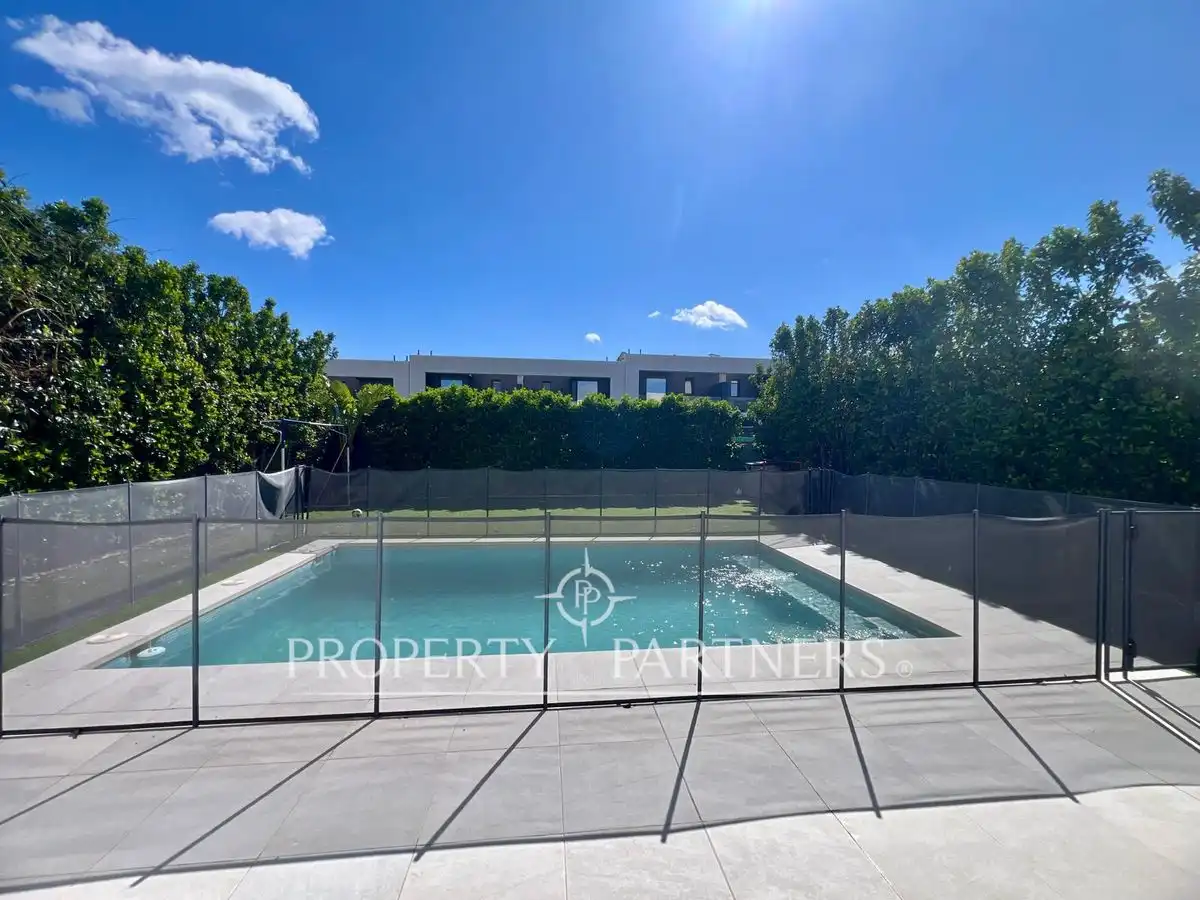 Piscina de Casa o xalet en venda en Bétera amb Aire condicionat, Calefacció i Jardí privat