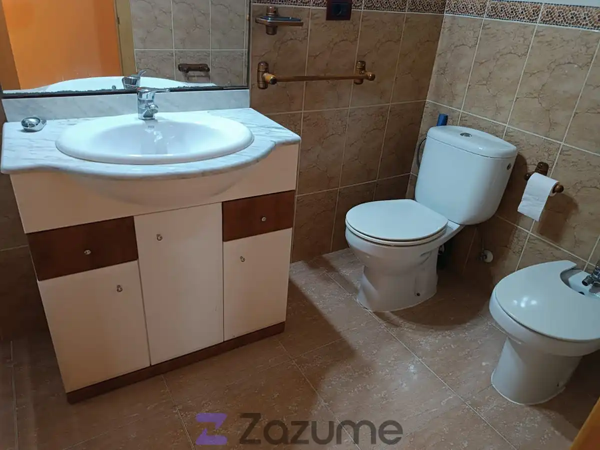 Bathroom of Flat for rent in L'Alcora  with Air Conditioner, Heating and Furnished