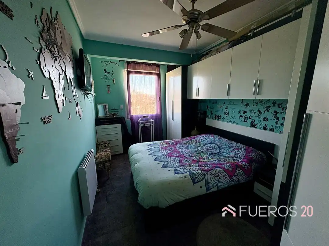 Piso con ascensor en venta en Bagatza - San Vicente, imagen 2