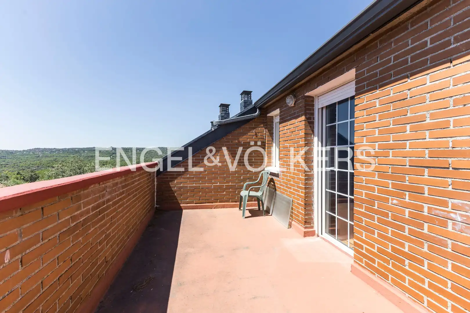 Terrace of Detached homes for rent in Torrelodones  with Heating