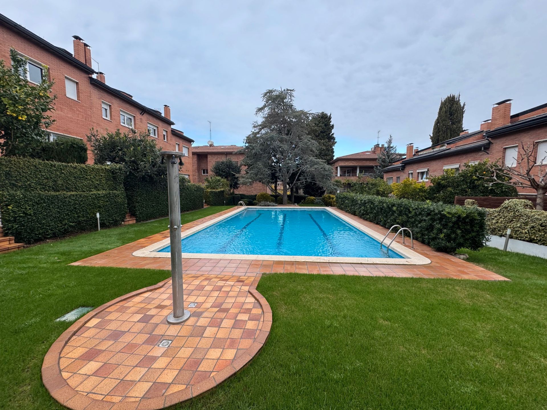 Casa adosada de lloguer a Carrer de Sant Francesc Xavier, L'Eixample