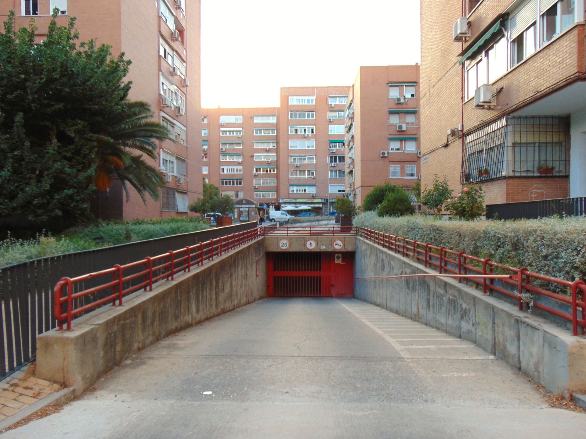 Exterior view of Garage for sale in  Madrid Capital