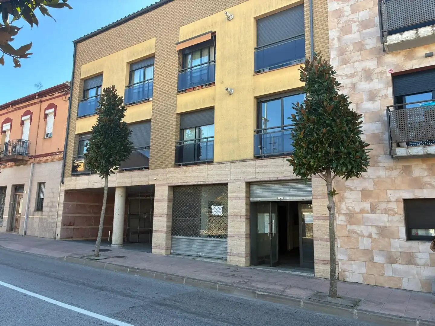 Außenansicht von Geschaftsraum zum Verkauf in Sils, Girona
