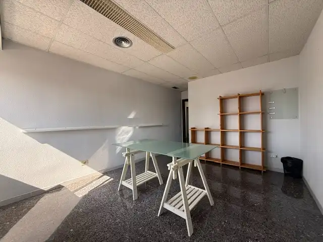 Oficina en venda en Castellón de la Plana / Castelló de la Plana amb Aire condicionat i Terrassa