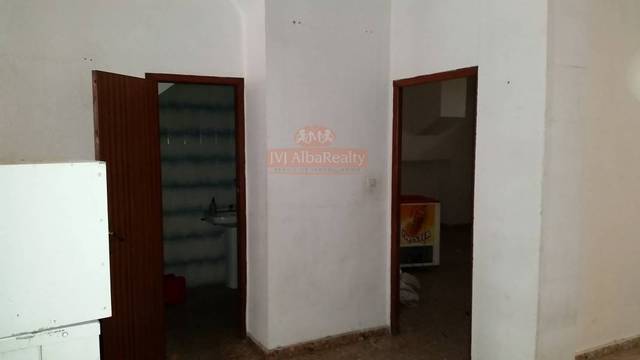 Local comercial en Alquiler en Ensanche - Franciscanos