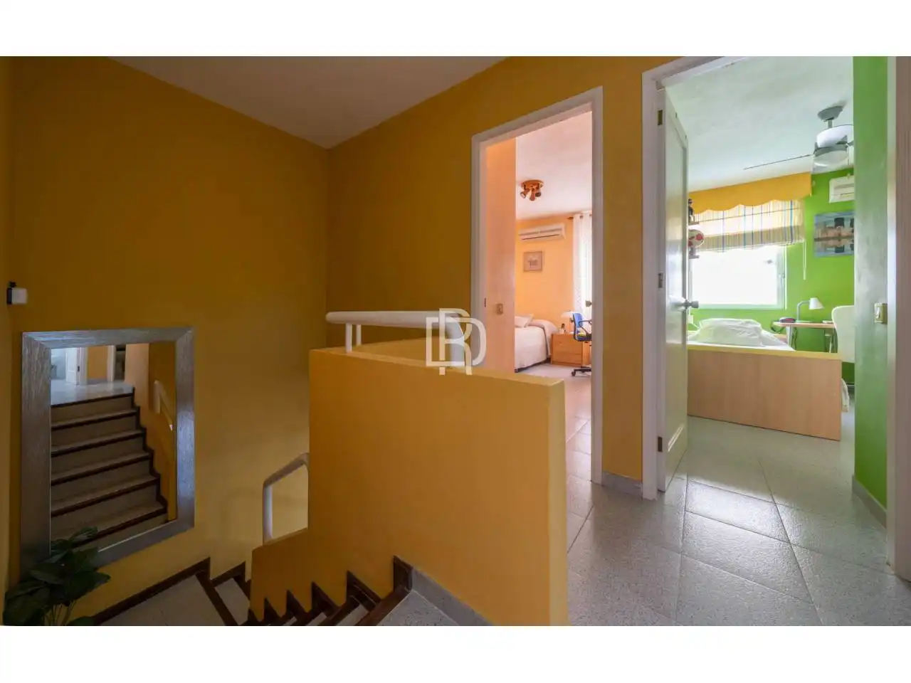 Einfamilien-Reihenhaus zum Verkauf in Santa Cruz de Tenerife mit Klimaanlage, Terrasse und Möbliert
