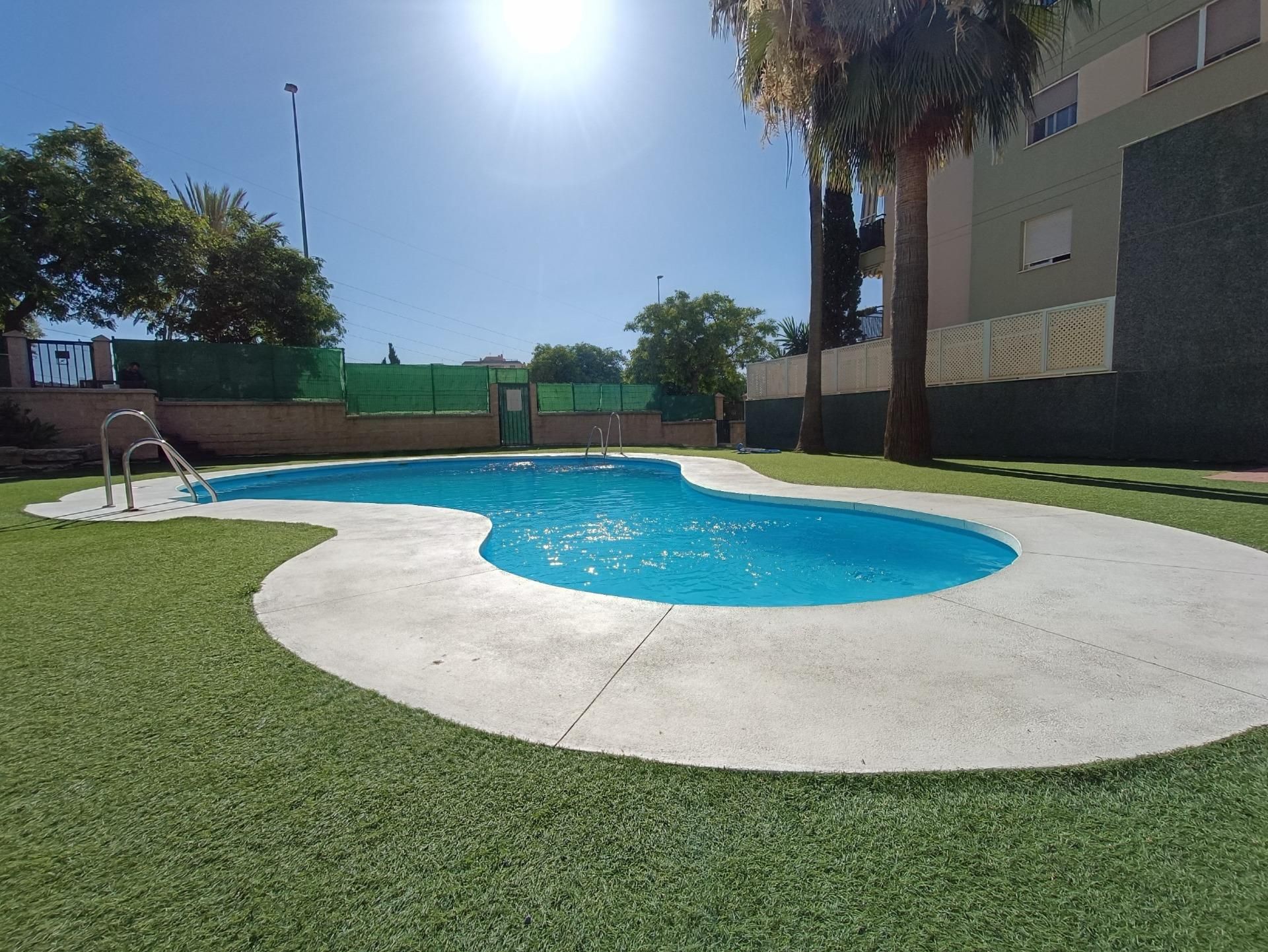 Piscina de Pis en venda en Málaga Capital amb Jardí privat, Terrassa i Piscina comunitària
