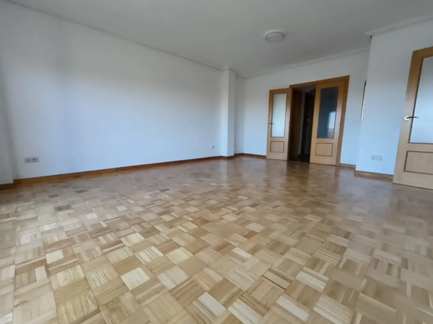 Sala d'estar de Pis de lloguer en Valencia amb Terrassa i Balcó