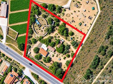 Terrenos y solares en venta en Plaça Poligono 18