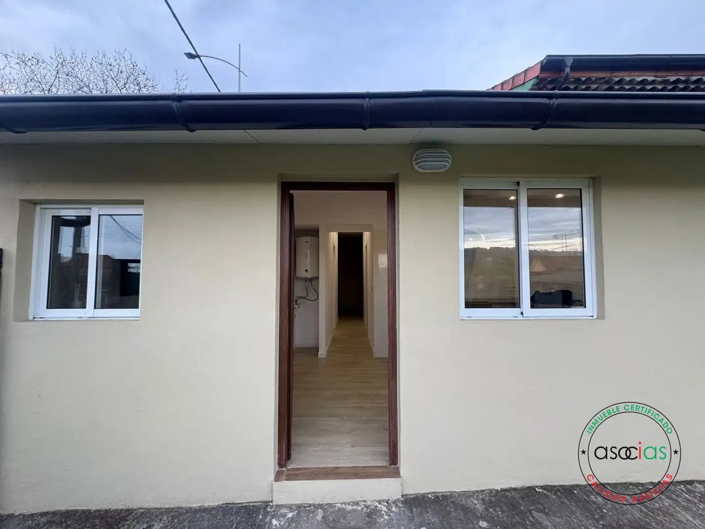 Vista exterior de Casa adosada en venta en Gijón  con Calefacción y Jardín privado