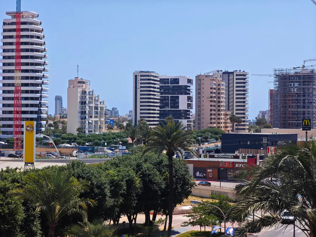Vista exterior de Piso en venta en Calpe / Calp con Aire acondicionado, Terraza y Amueblado