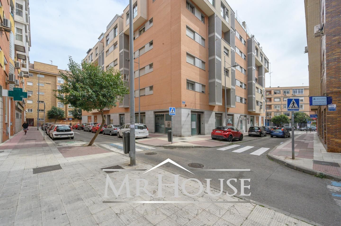 Exterior view of Flat for sale in Parla  with Heating, Storage room and Swimming Pool