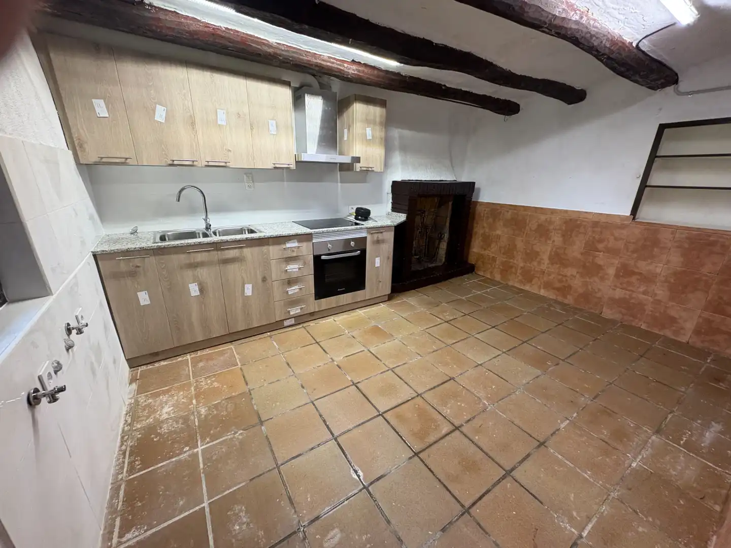 Cocina de Casa o chalet de alquiler en Font-rubí con Aire acondicionado, Calefacción y Jardín privado