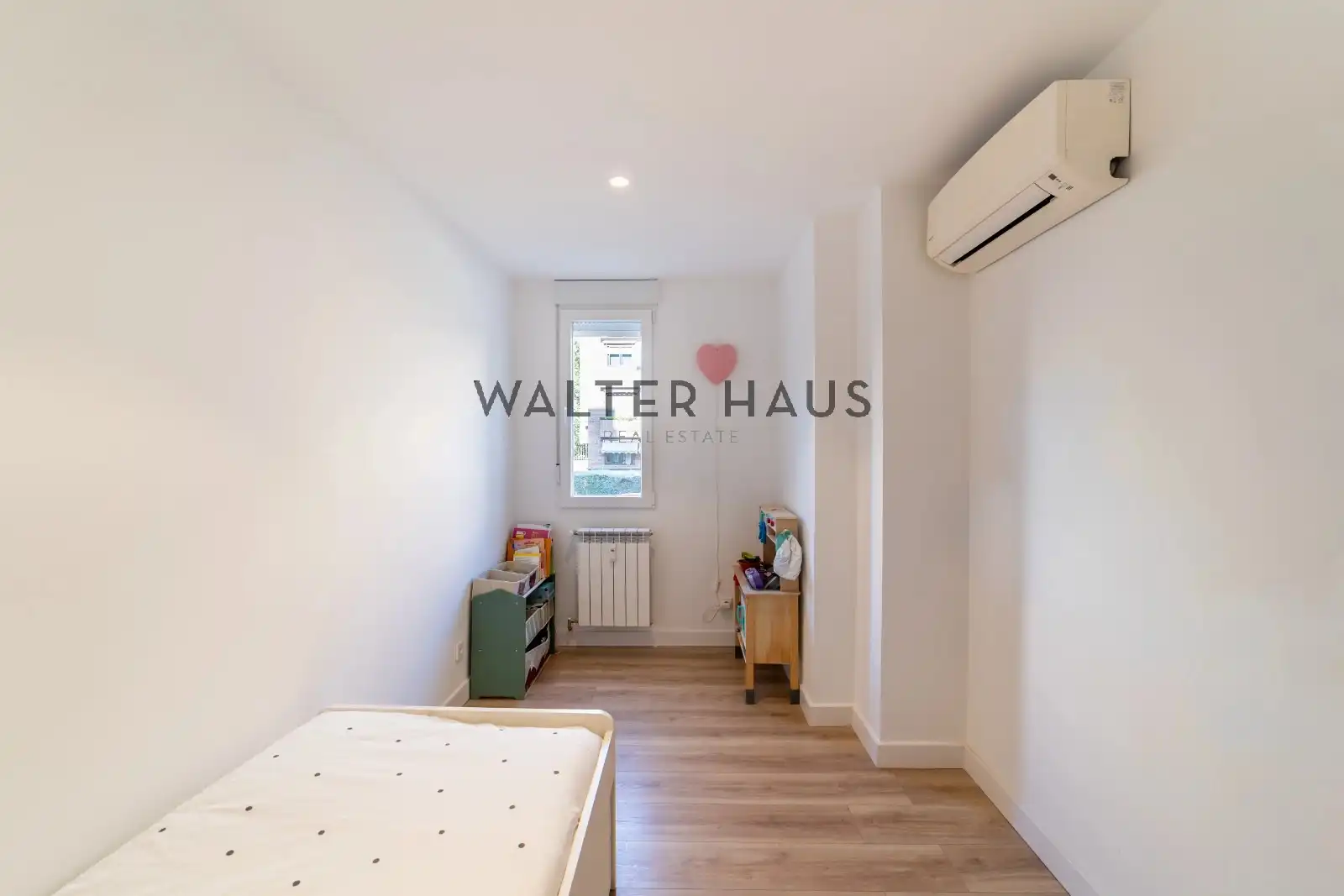 Piso en venta en Madrid con Aire acondicionado, Calefacción y Horno